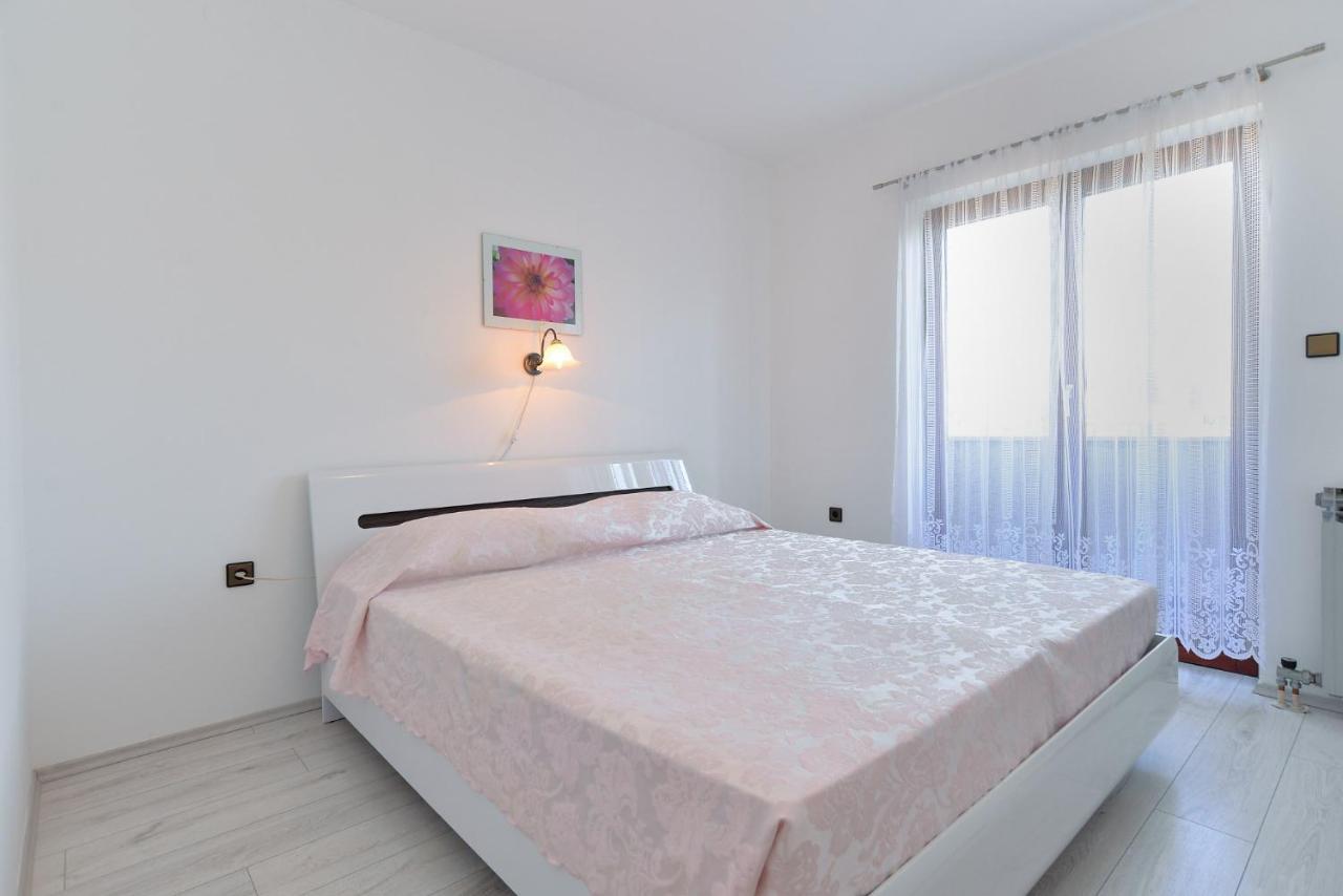 Villa House Pula 2080 Exterior foto