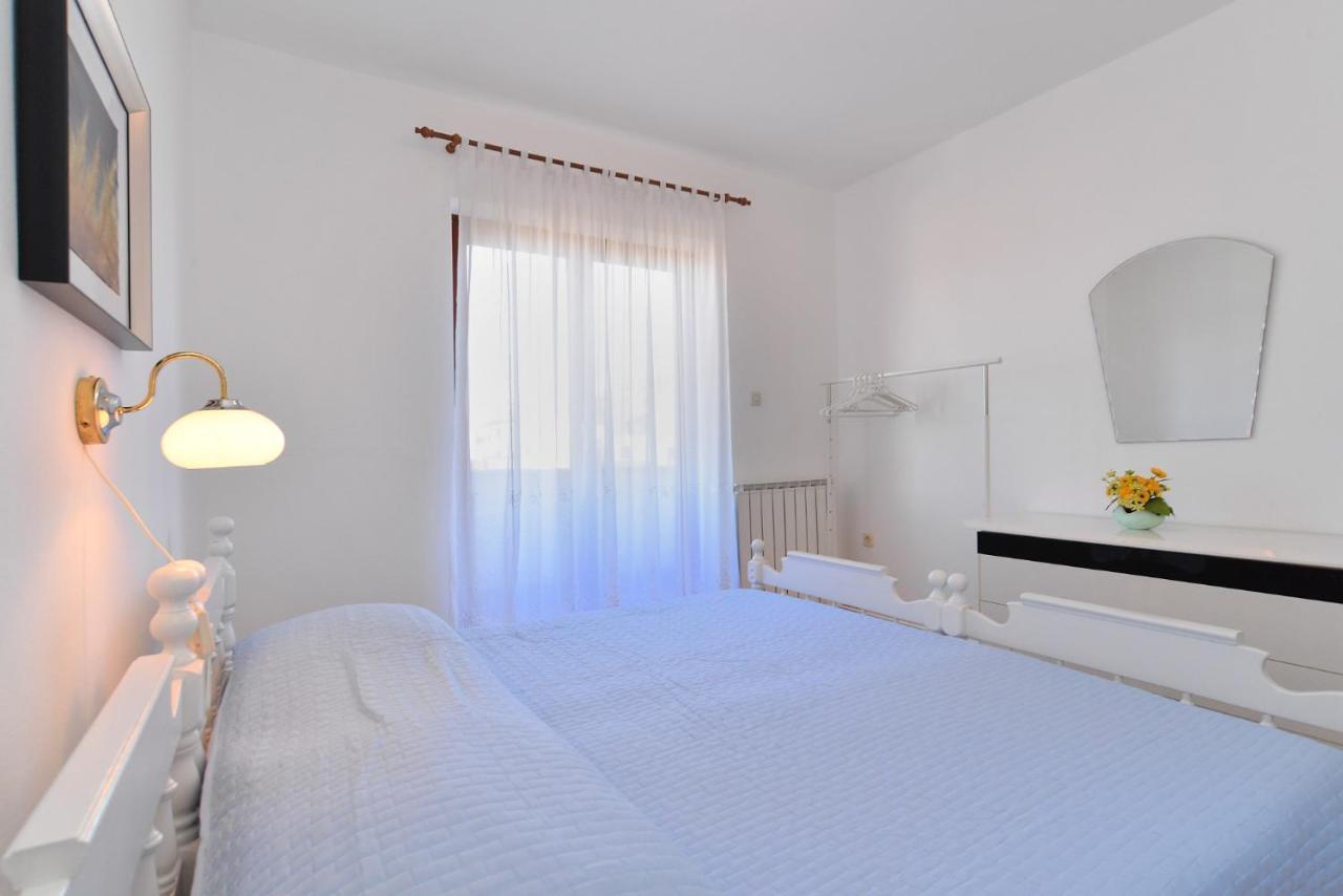 Villa House Pula 2080 Exterior foto